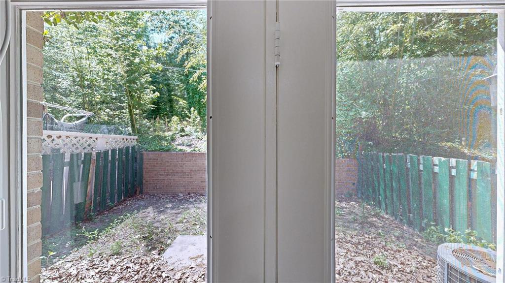 2214 Shadow Valley Road Property Photo 18