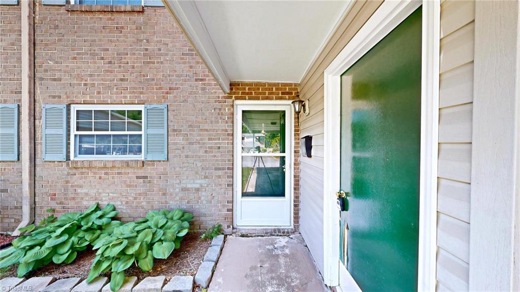 2214 Shadow Valley Road Property Photo 33