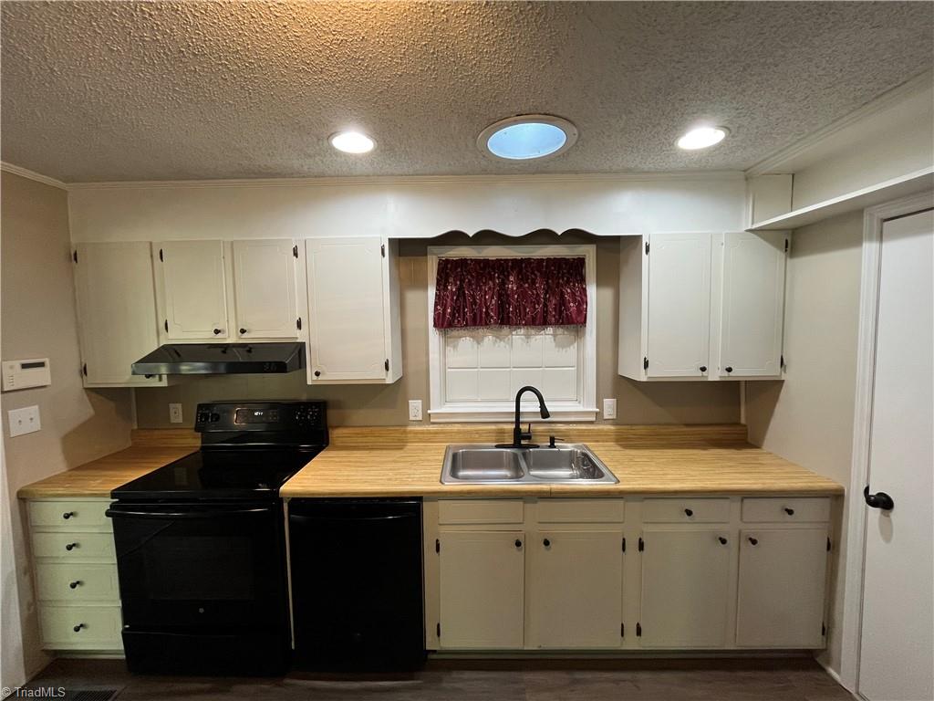 2890 Beta Street Property Photo 13