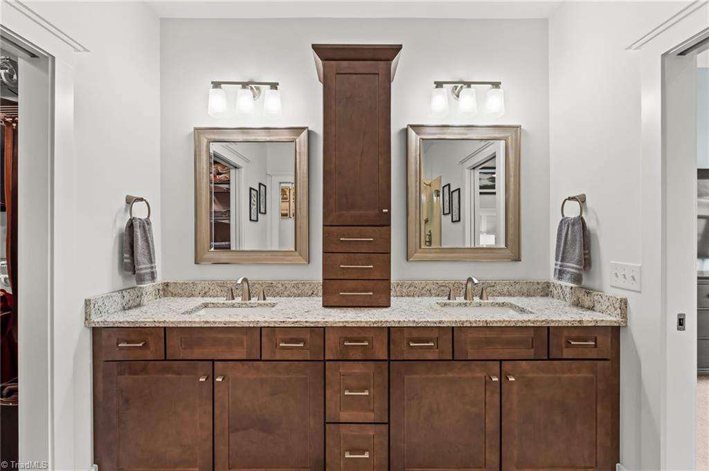 383 Rolling Road Property Photo 18