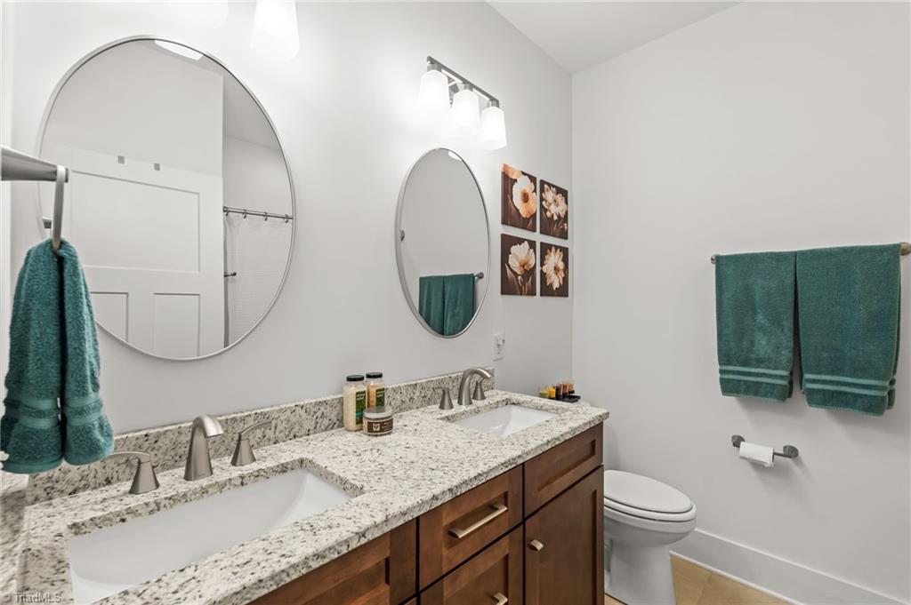 383 Rolling Road Property Photo 27