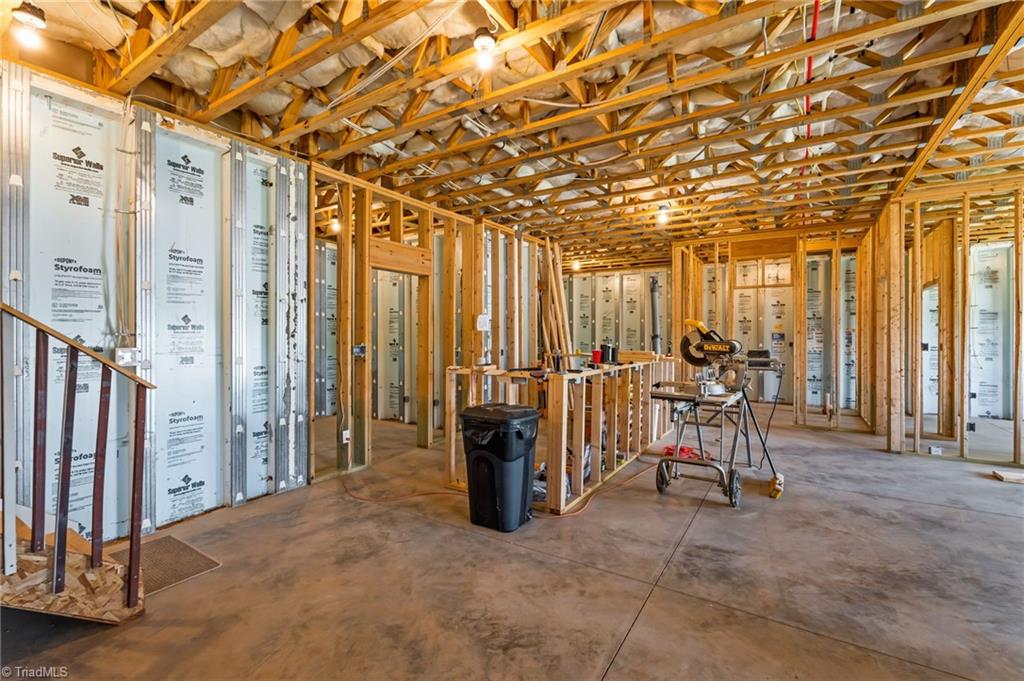 383 Rolling Road Property Photo 35