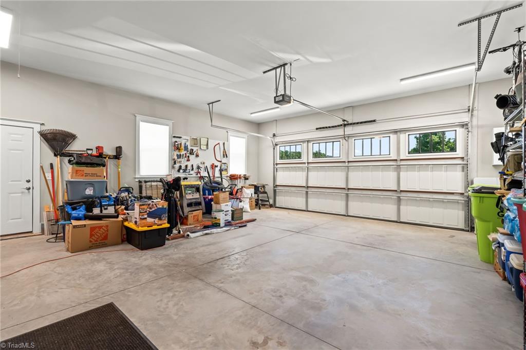 383 Rolling Road Property Photo 41