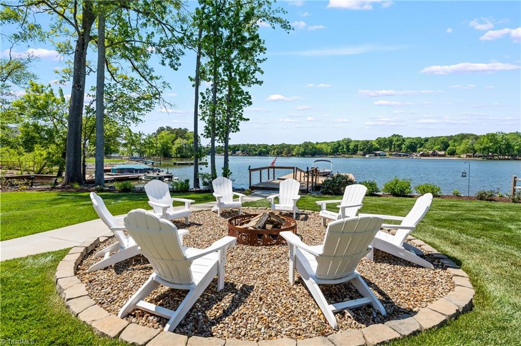 383 Rolling Road Property Photo 43