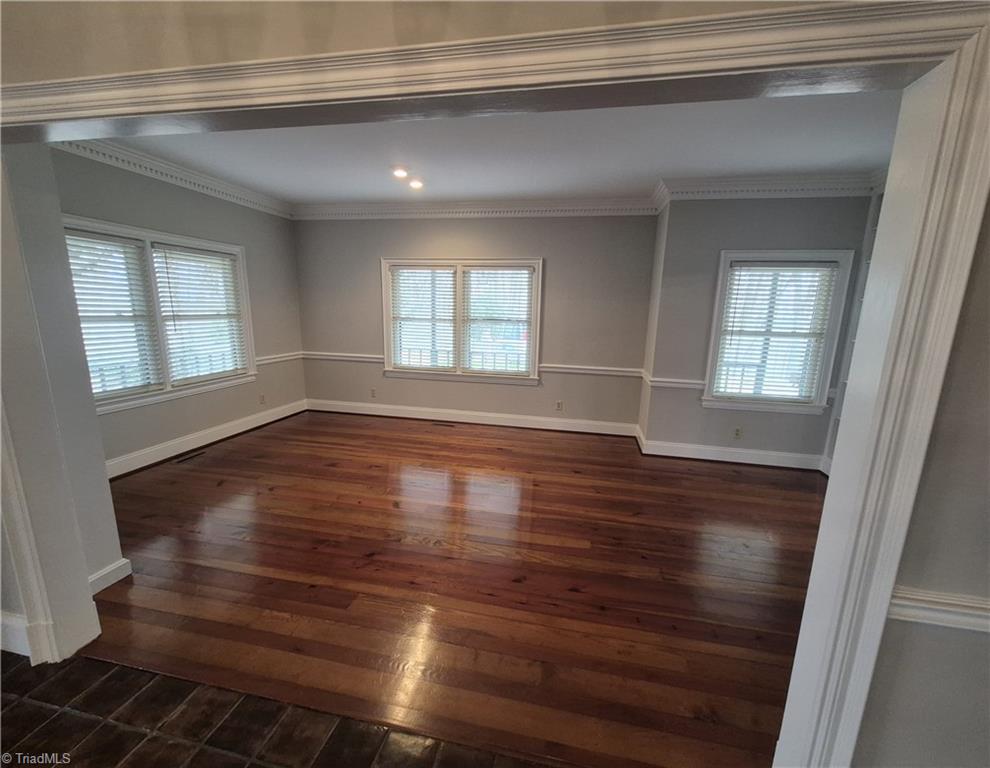 300 Cottonstone Lane Property Photo 14