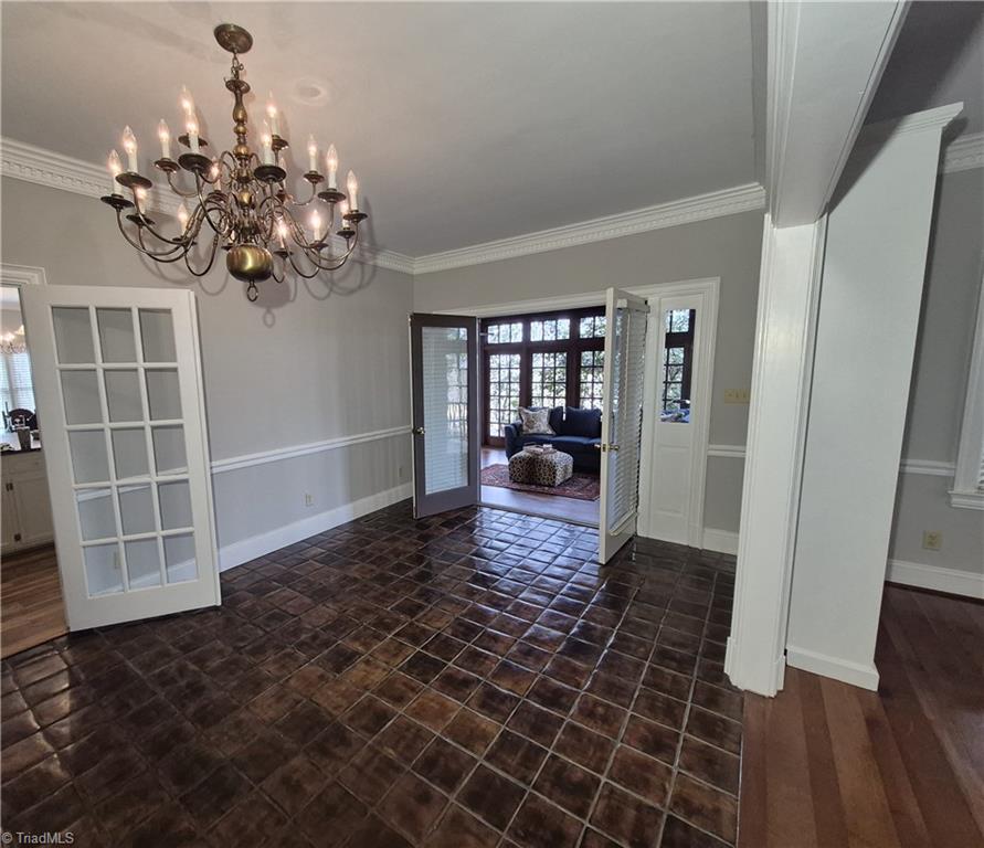 300 Cottonstone Lane Property Photo 17