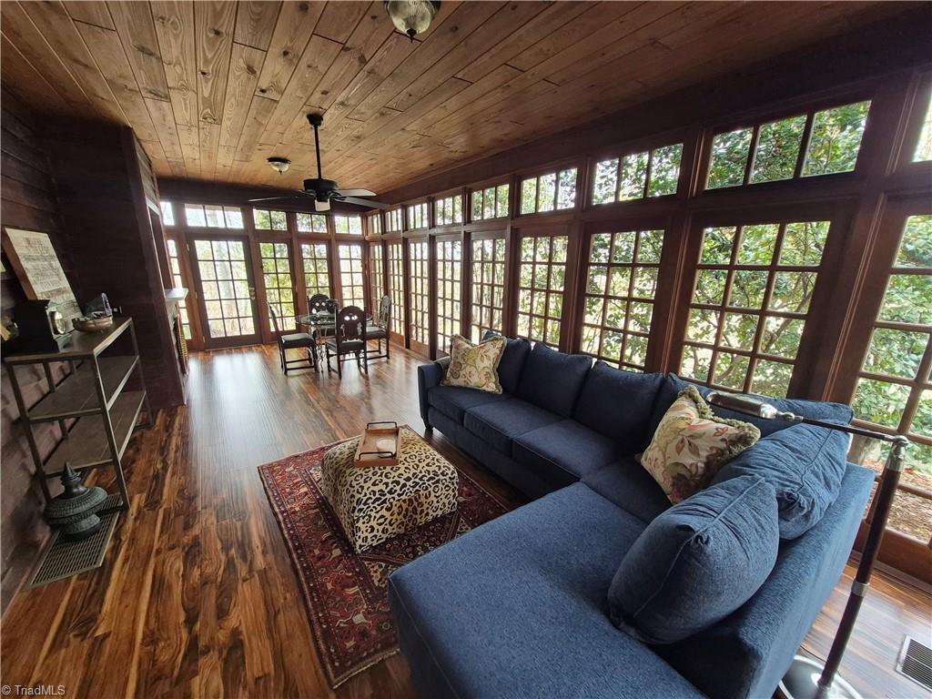 300 Cottonstone Lane Property Photo 19