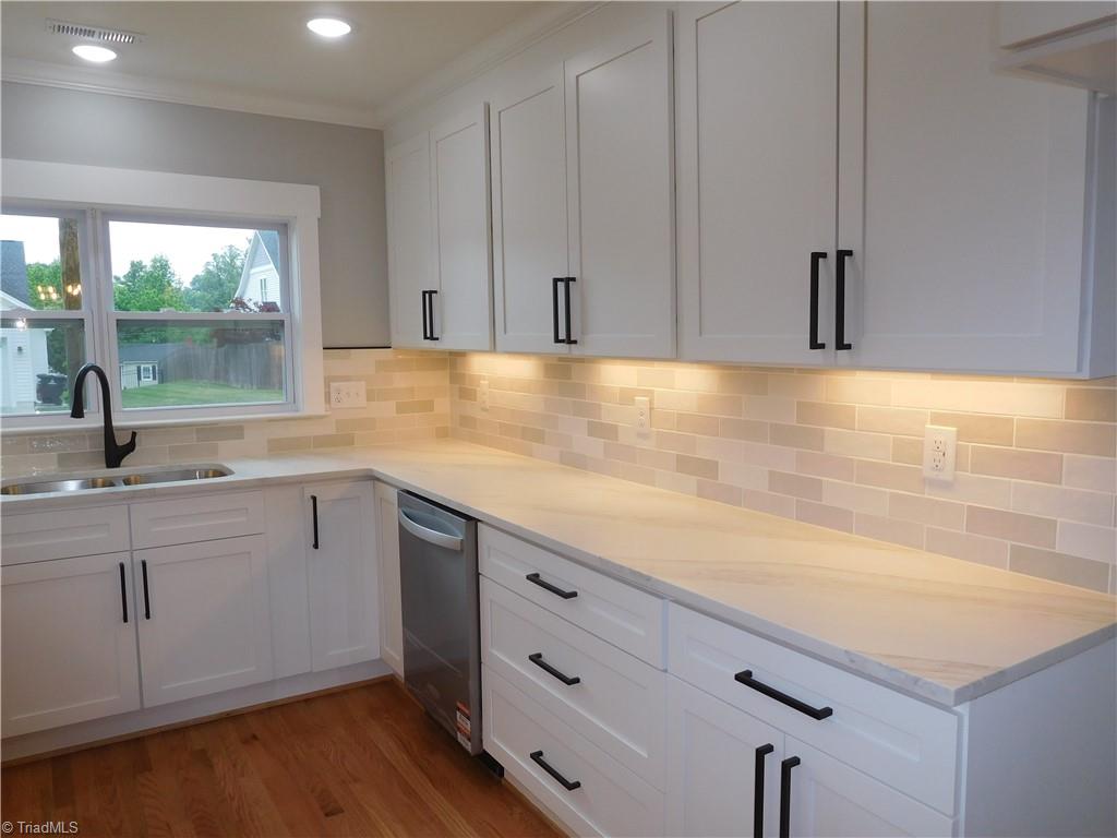1314 Ebert Street Property Photo 12
