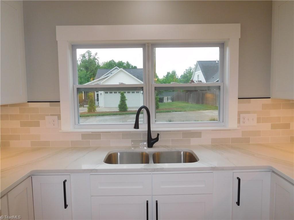 1314 Ebert Street Property Photo 13