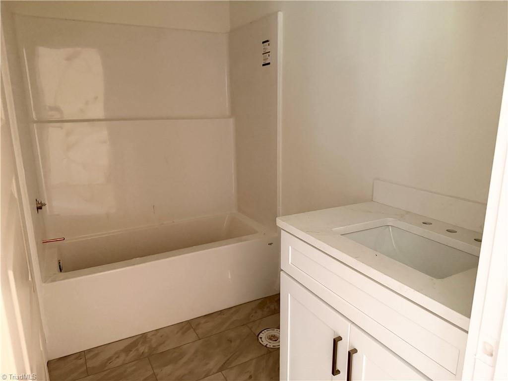 1050 E Chamberlin Drive Property Photo 15