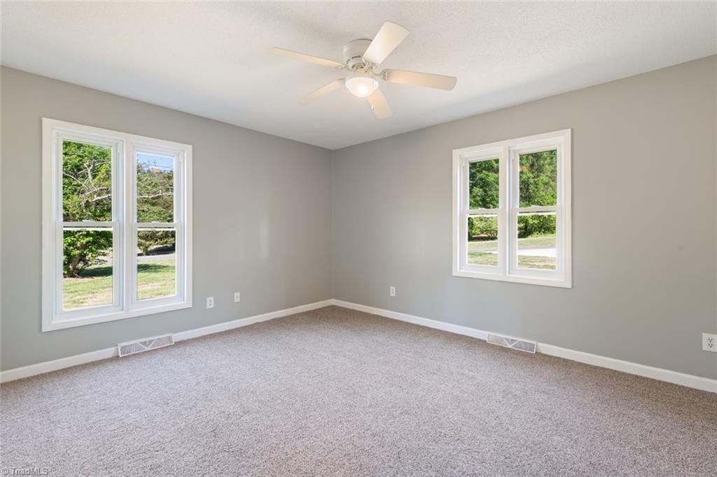 1521 N Nc Highway 87 Property Photo 24