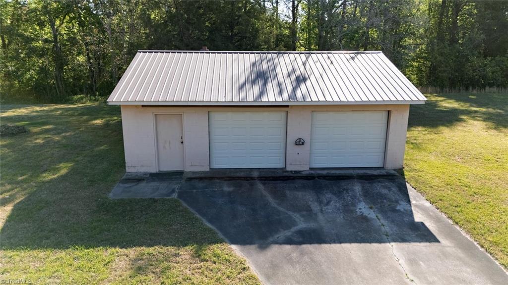 1521 N Nc Highway 87 Property Photo 30