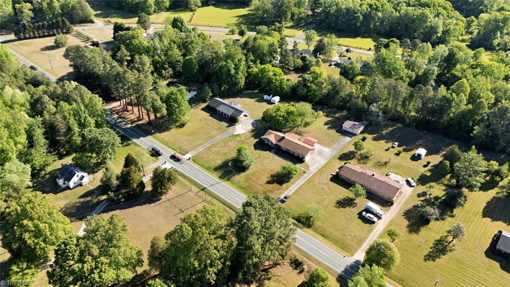 1521 N Nc Highway 87 Property Photo 35