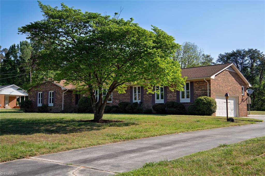1521 N Nc Highway 87 Property Photo 36
