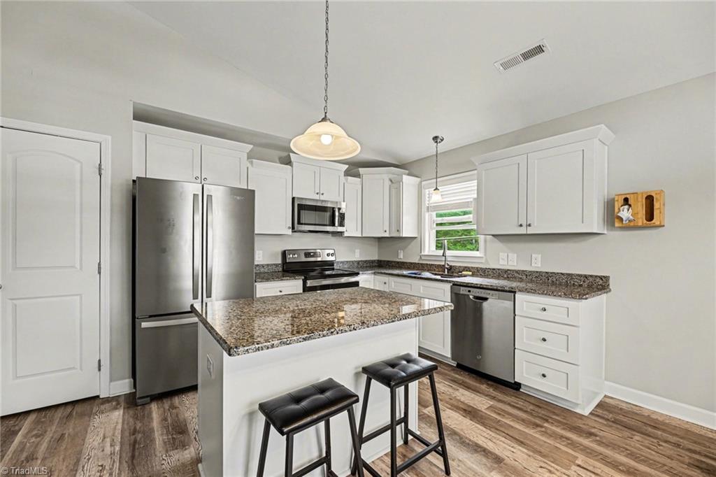 211 Bethlehem Avenue Property Photo 4