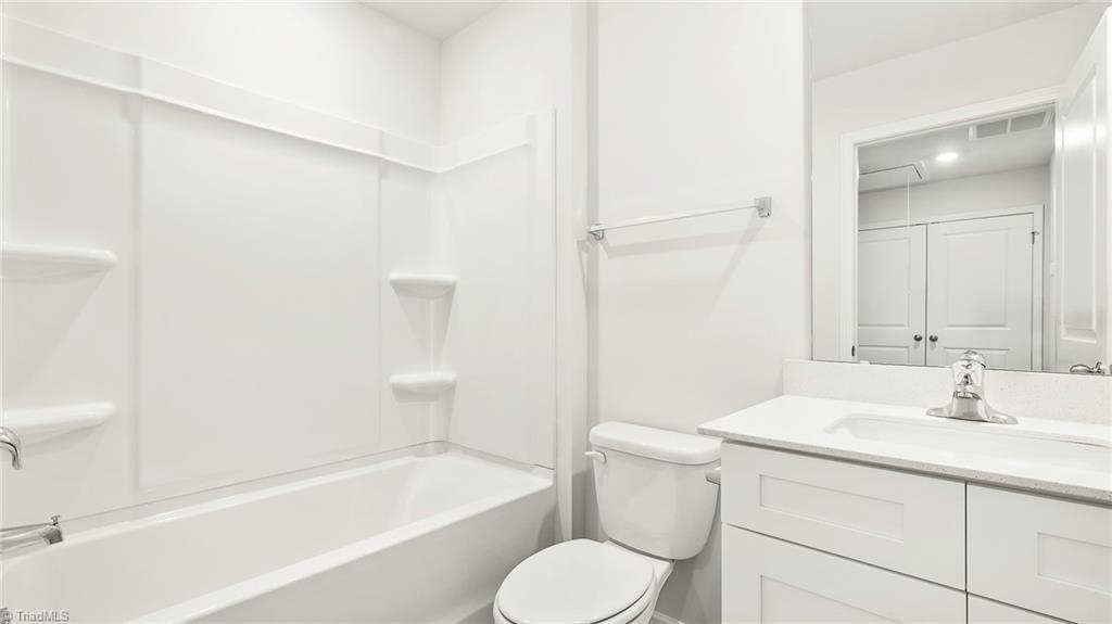 1618 Komondor Trail Property Photo 12