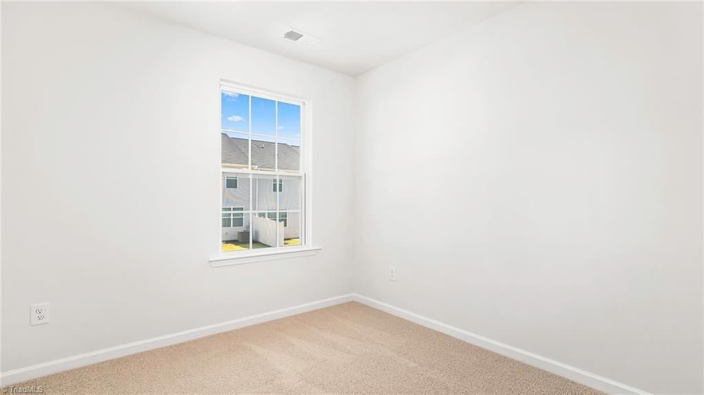 1618 Komondor Trail Property Photo 16