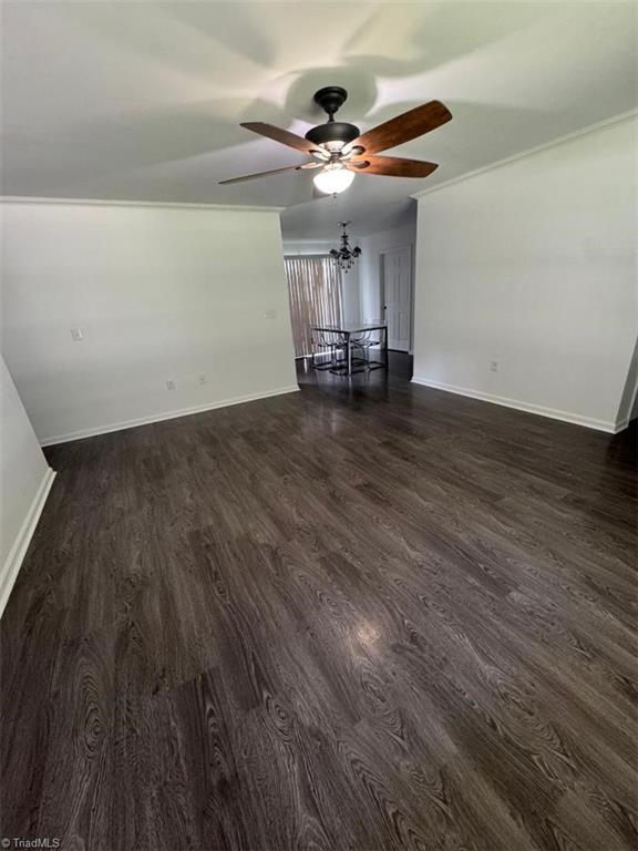 207 Willowbrook Drive Property Photo 4