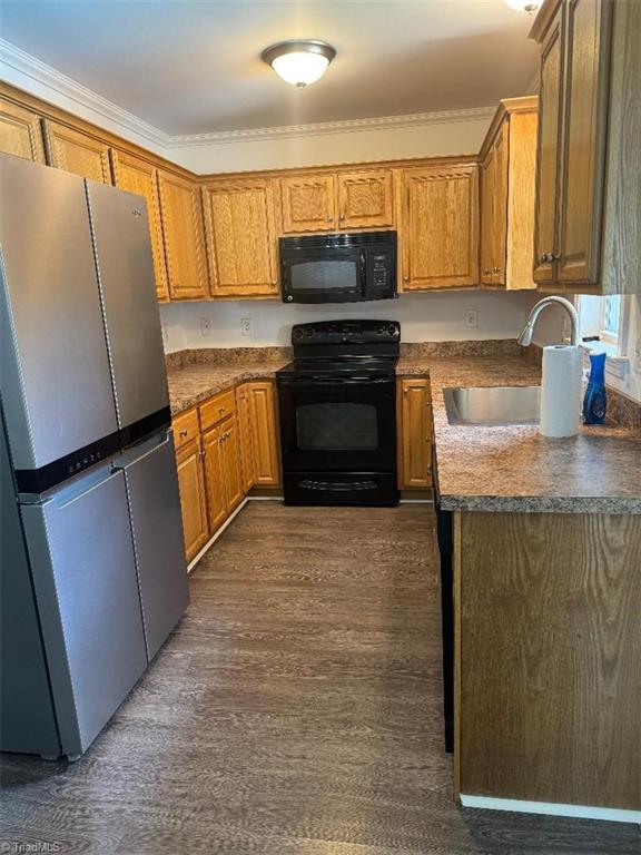 207 Willowbrook Drive Property Photo 8