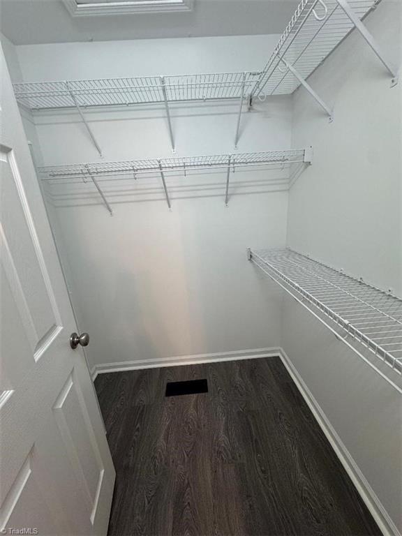207 Willowbrook Drive Property Photo 11