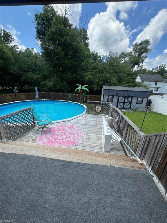207 Willowbrook Drive Property Photo 25