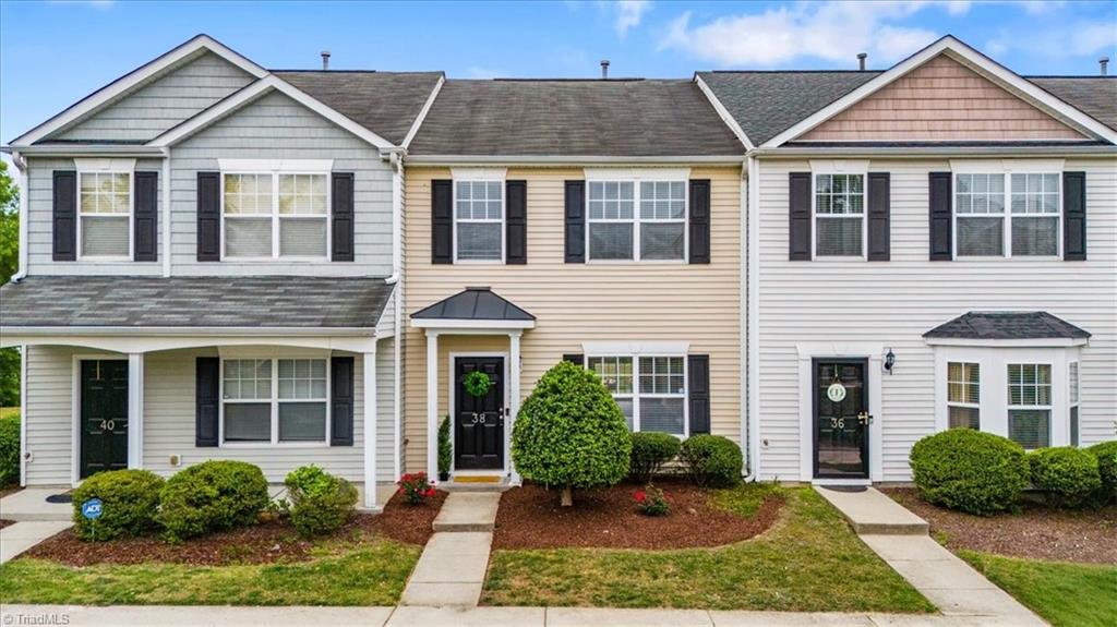38 Arbor Hill Place