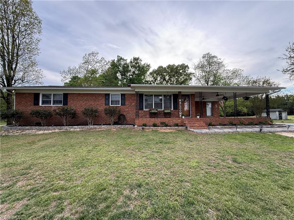 136 Fuller Mill Road S Property Photo 2