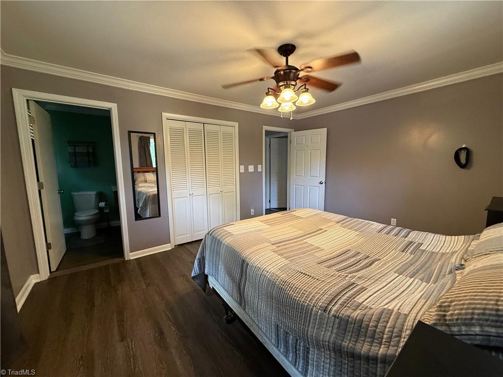 136 Fuller Mill Road S Property Photo 20