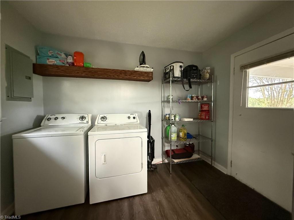 136 Fuller Mill Road S Property Photo 23