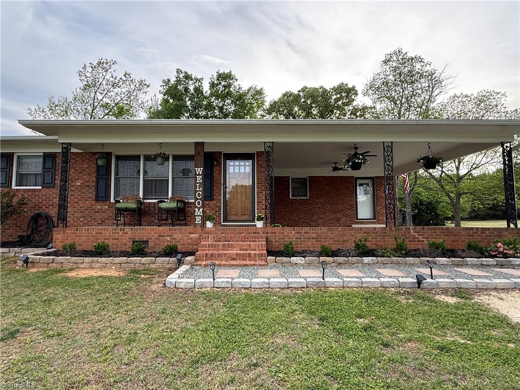 136 Fuller Mill Road S Property Photo 25