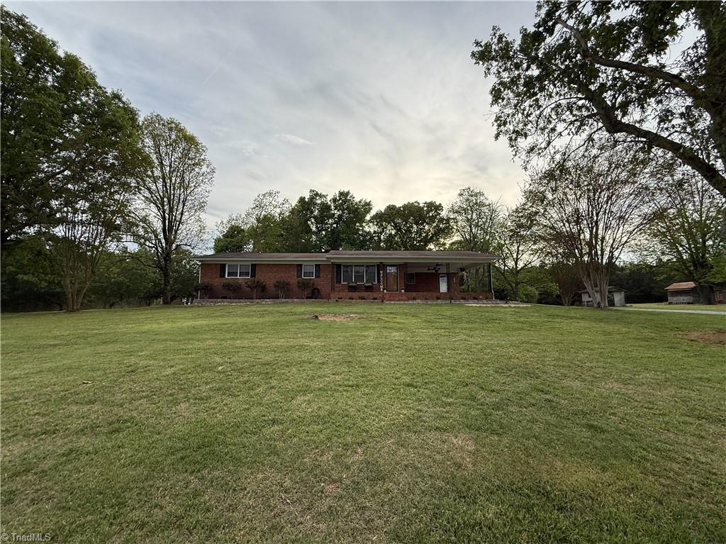 136 Fuller Mill Road S Property Photo 26