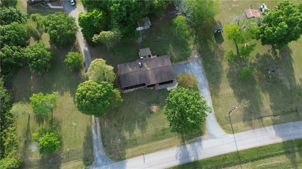 136 Fuller Mill Road S Property Photo 38