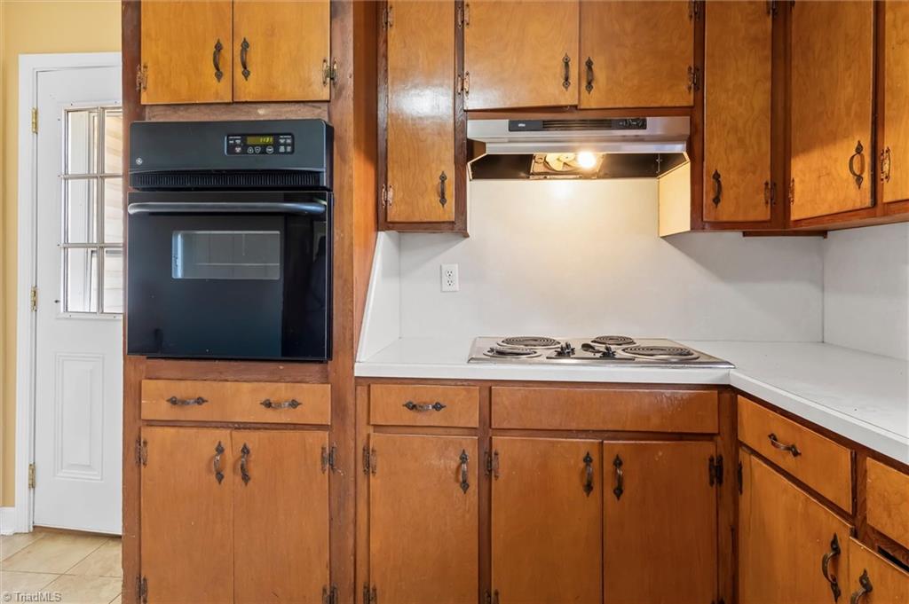 861 Creed Road Property Photo 8