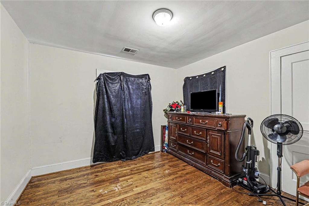 818 Hilltop Street Property Photo 10