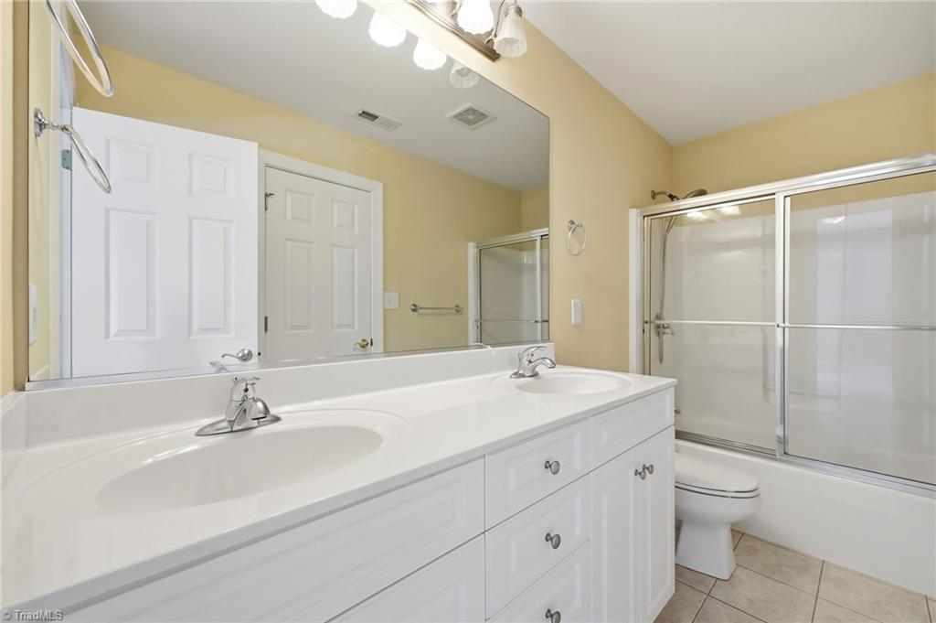 736 Meadowood Drive Property Photo 34