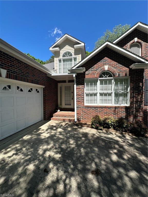 136 Valleybrook Drive Property Photo 11