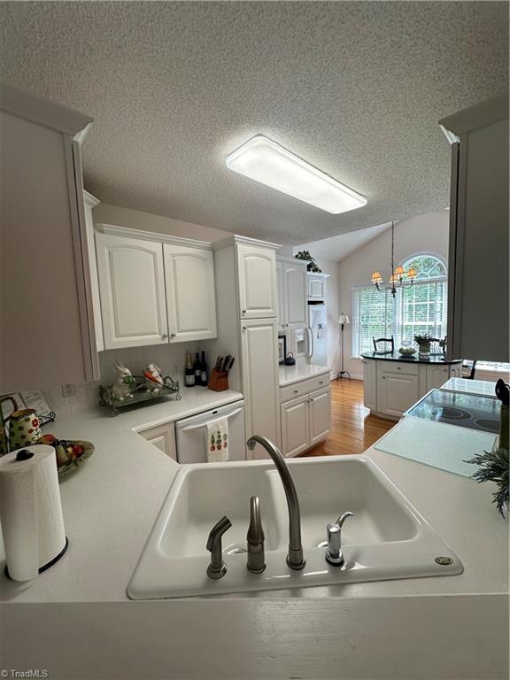 136 Valleybrook Drive Property Photo 26