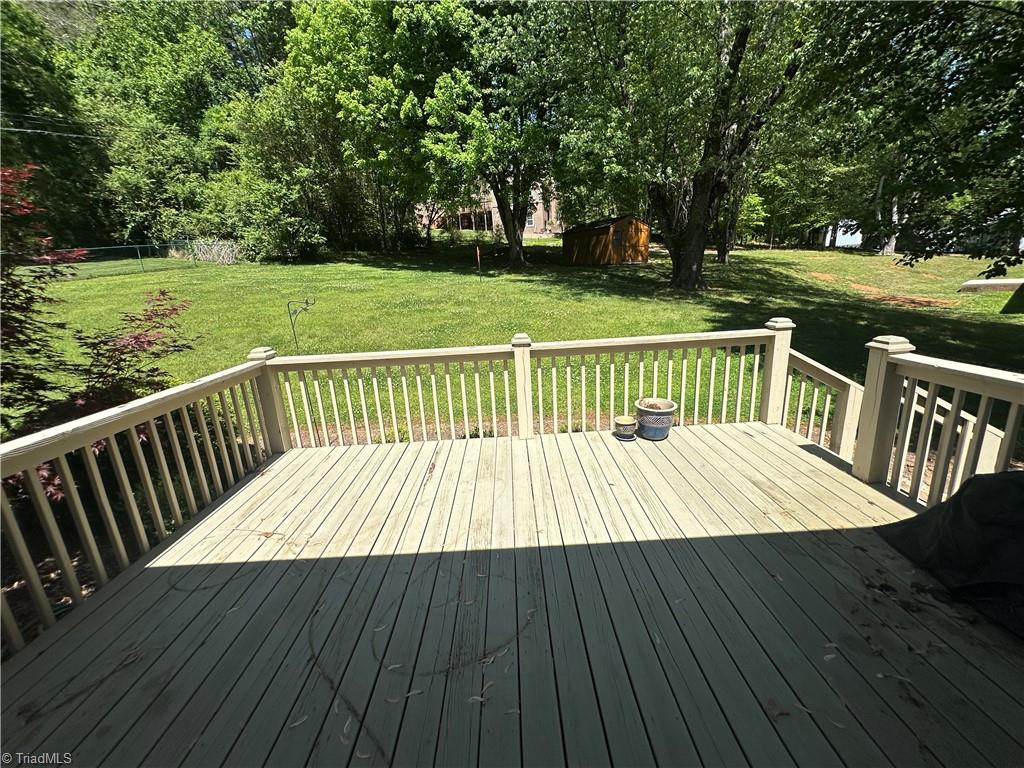 136 Valleybrook Drive Property Photo 41