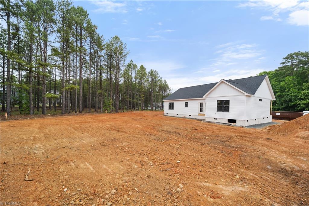 410 Potters Landing Property Photo 21