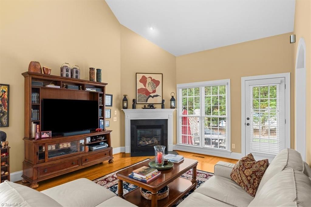 36 Willett Way Property Photo 4