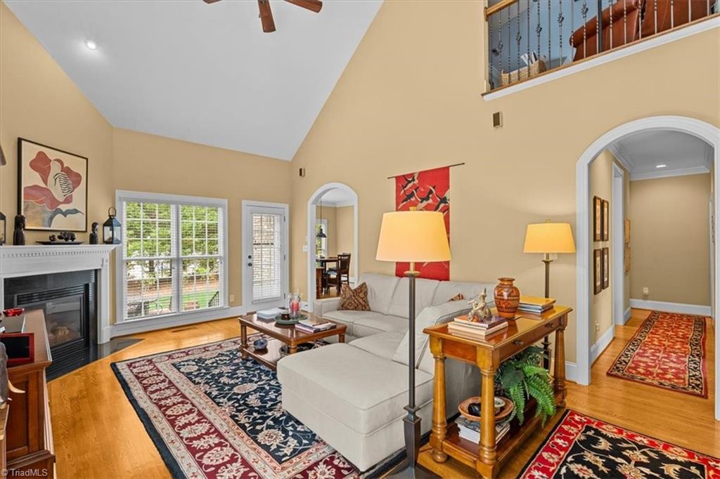 36 Willett Way Property Photo 6