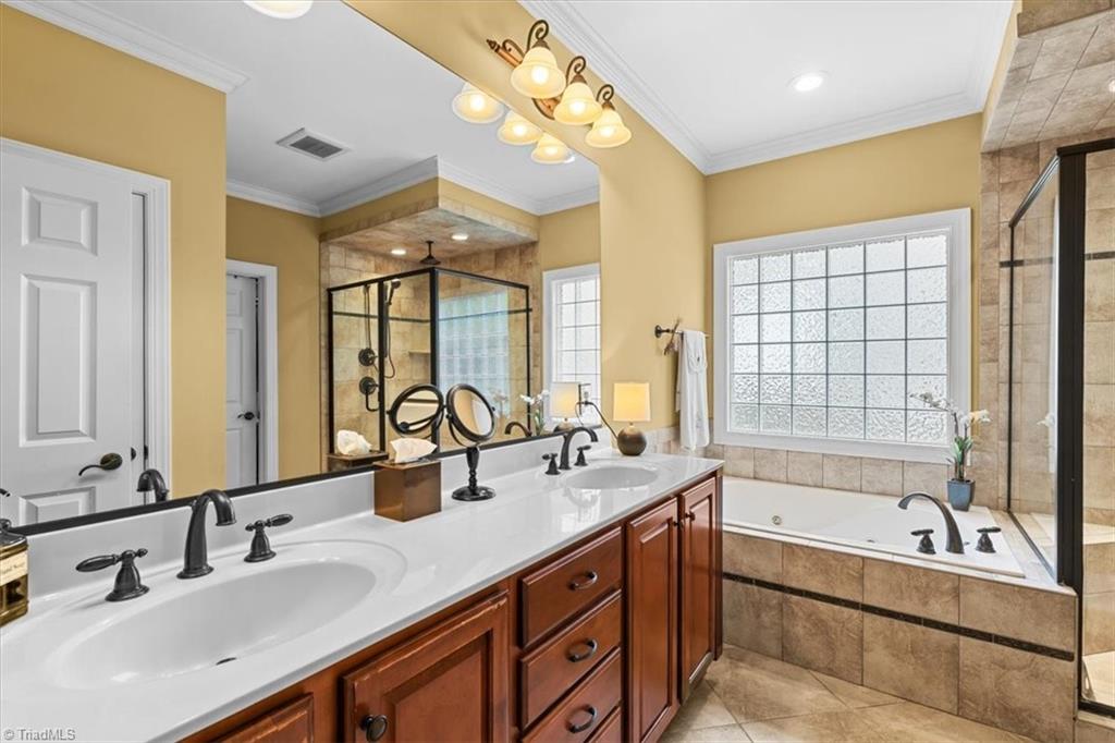 36 Willett Way Property Photo 15