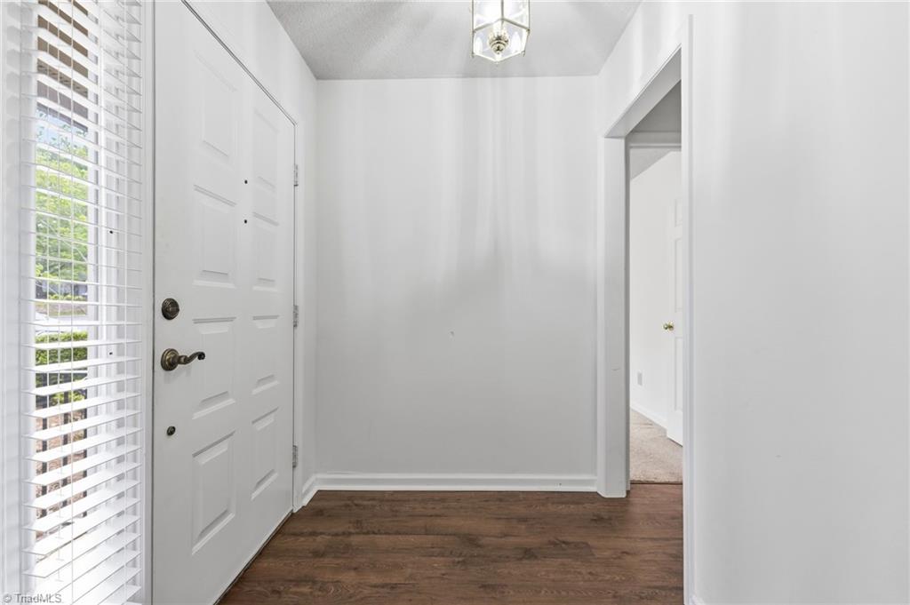 2609 Spring Bridge Circle Property Photo 4