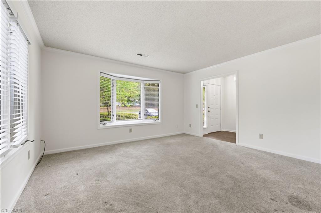 2609 Spring Bridge Circle Property Photo 9