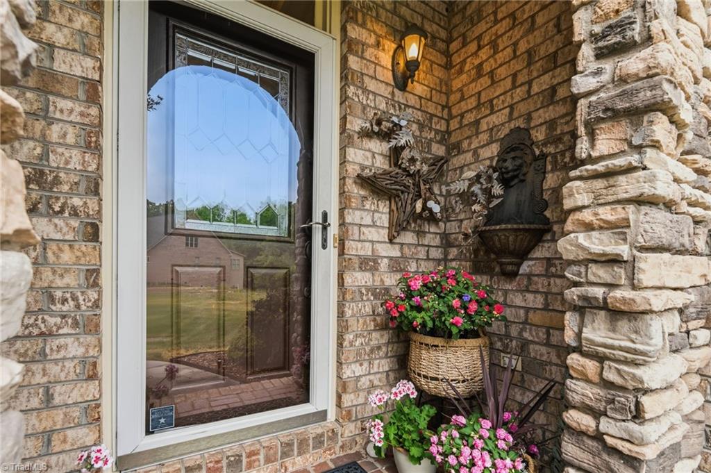 4221 Pennfield Way Property Photo 2