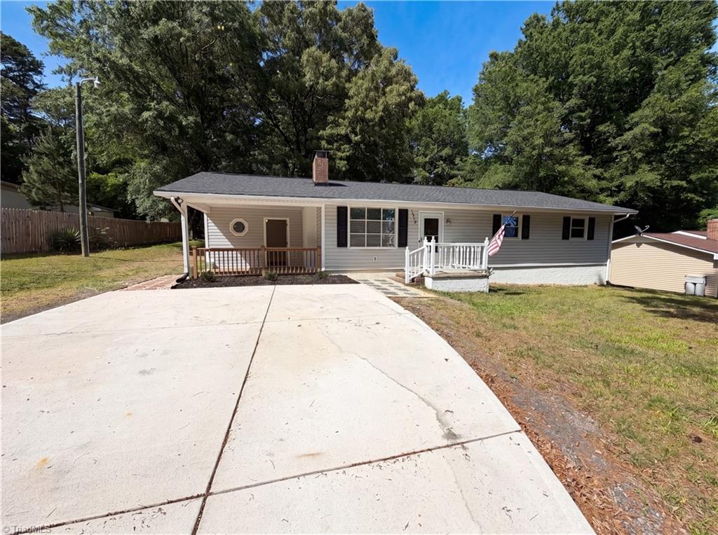 2815 Midpines Drive Property Photo 14