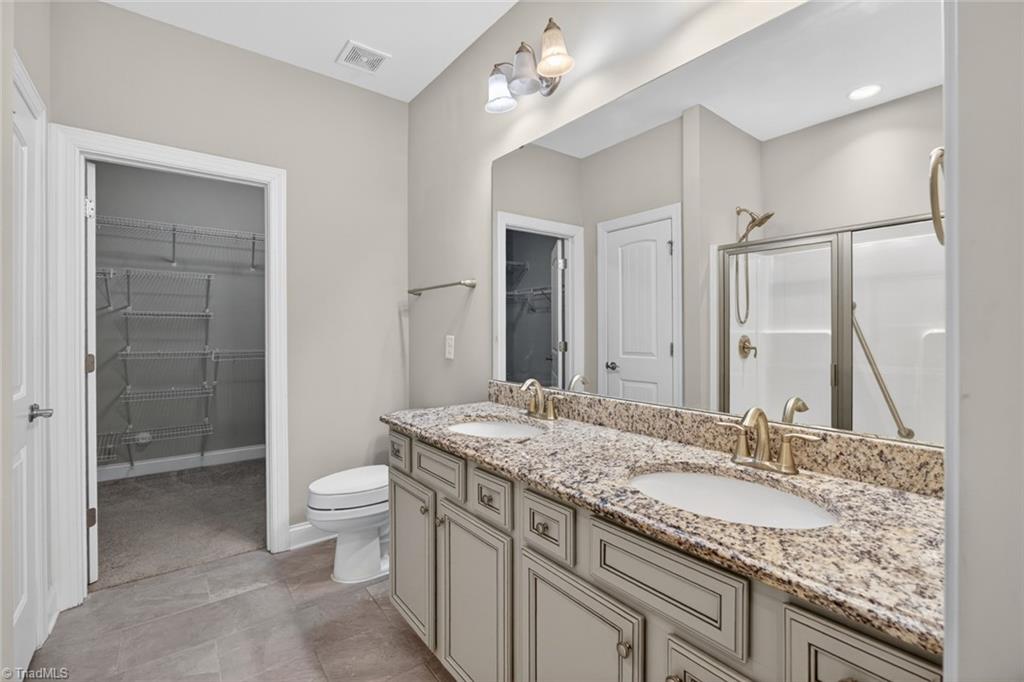 3407 Amber Meadows Road Property Photo 28