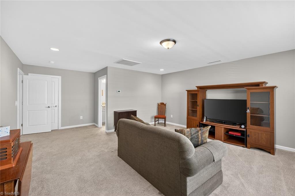 3407 Amber Meadows Road Property Photo 32