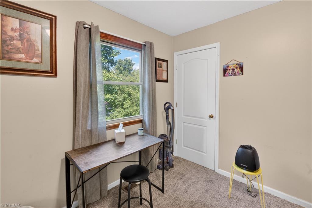 166 Town Lane Property Photo 13