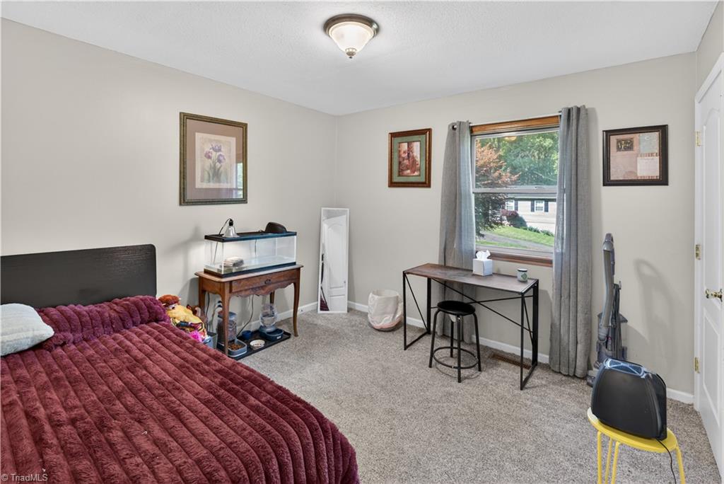 166 Town Lane Property Photo 15